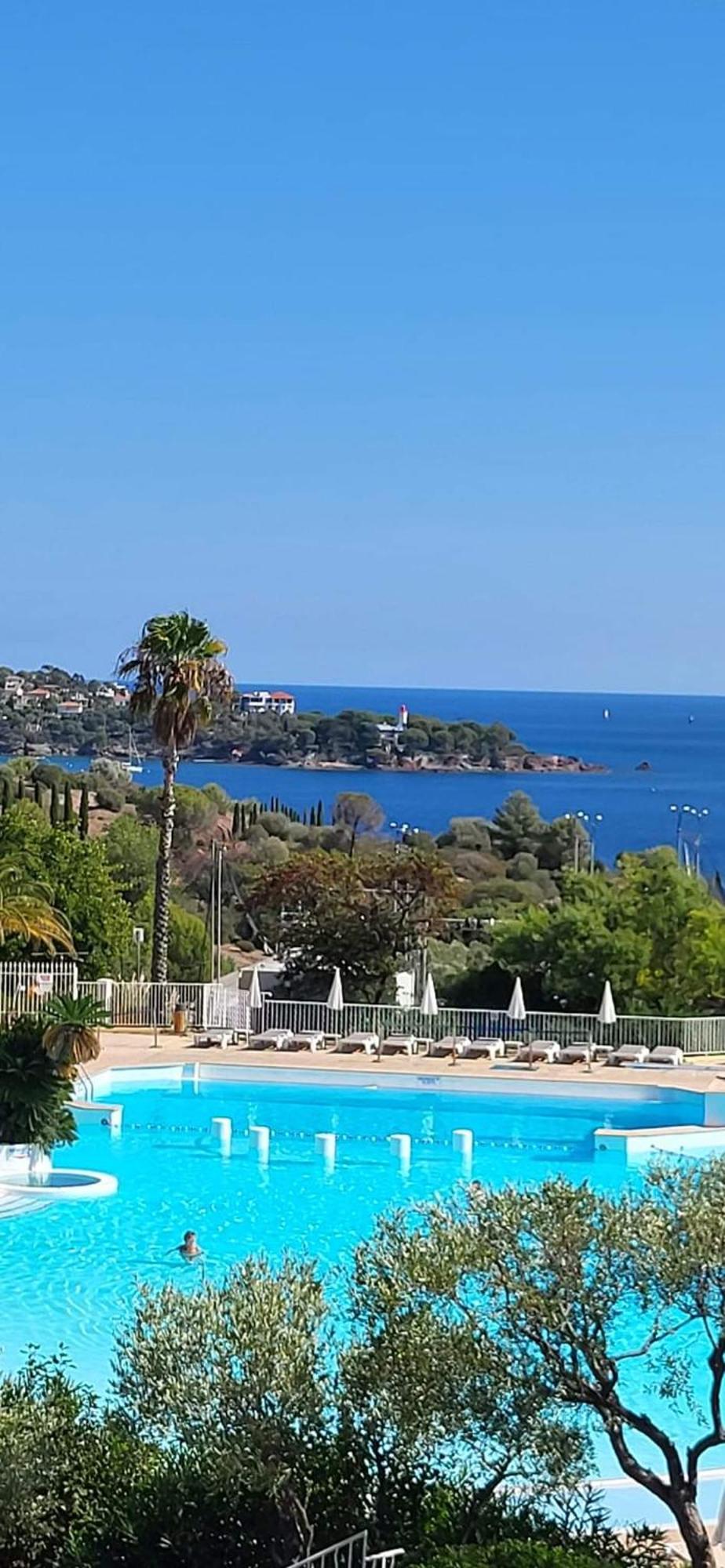 Vacances En Paradis Saint-Raphaël Exterior foto